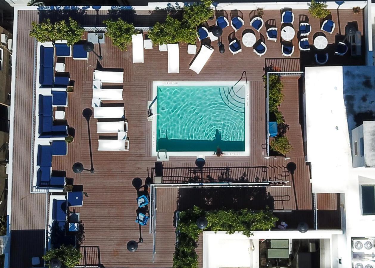 The Claremont Hotel Miami Beach Exterior foto
