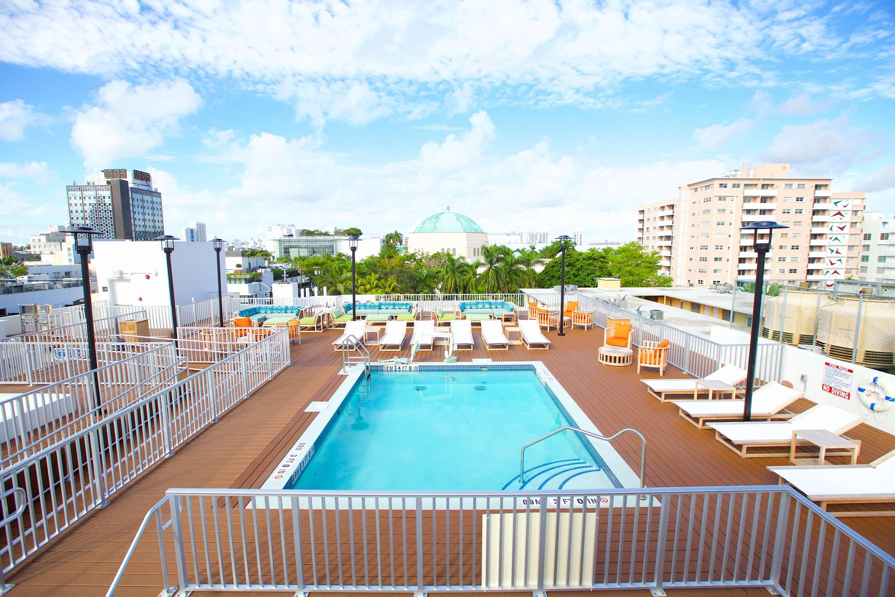 The Claremont Hotel Miami Beach Exterior foto